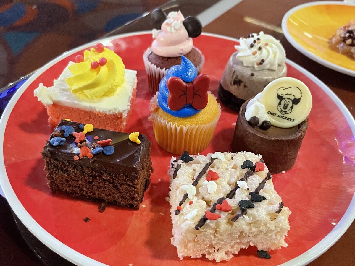 Chef Mickey’sのビュッフェ内容（デザート）