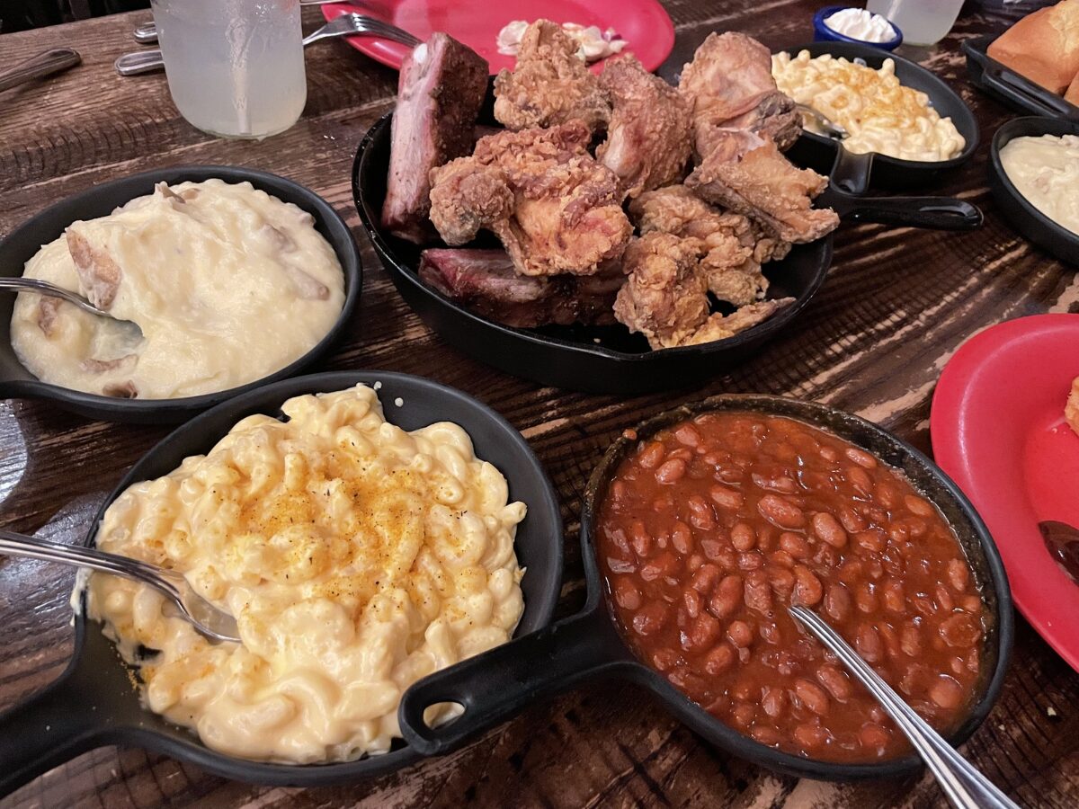 Hoop-Dee-Doo Musical Revueの食事内容